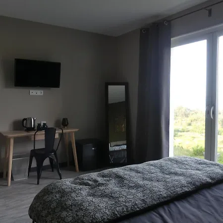 Pensionat Casa Peppina - Chez Tonio Et Sylvie 3*