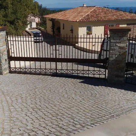 Pensionat Casa Peppina - Chez Tonio Et Sylvie Sari-Solenzara