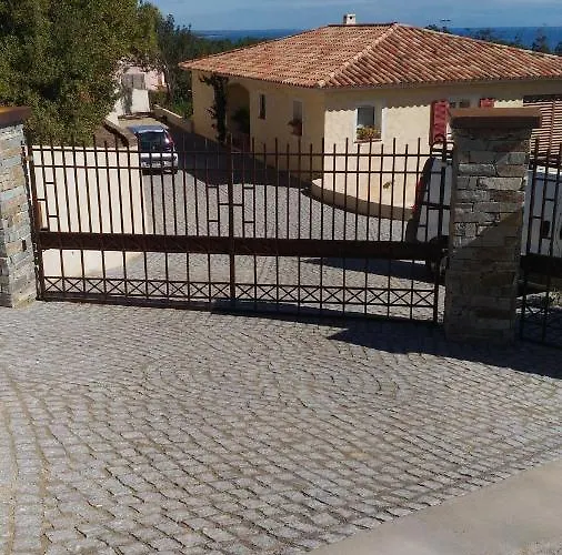 Gasthuis Casa Peppina - Chez Tonio Et Sylvie Sari-Solenzara